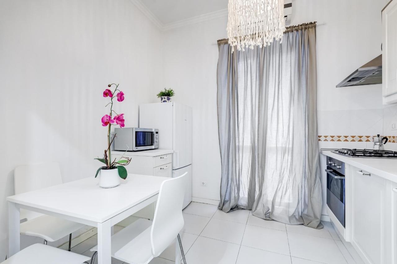 Trevi Fountain Modern Apartment Rom Eksteriør billede