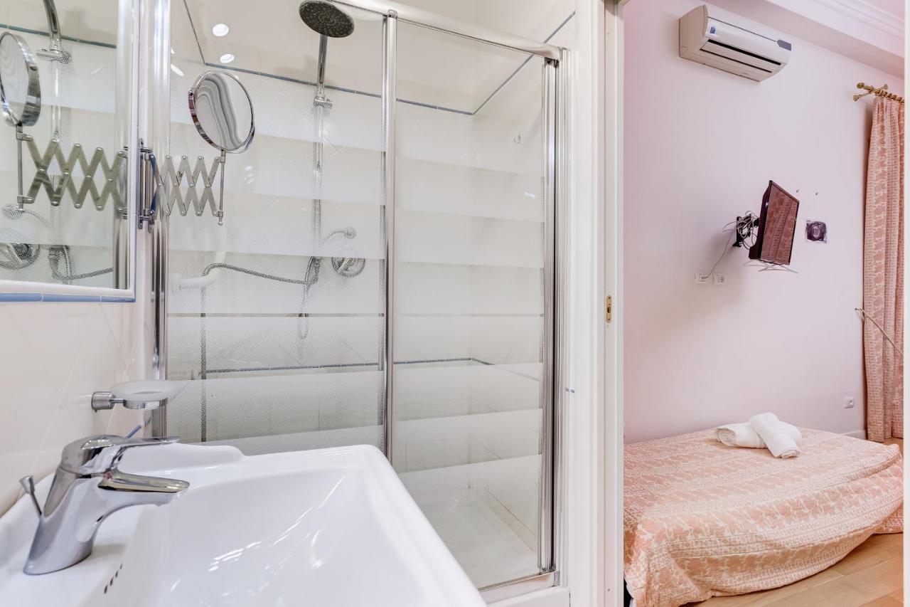 Trevi Fountain Modern Apartment Rom Eksteriør billede